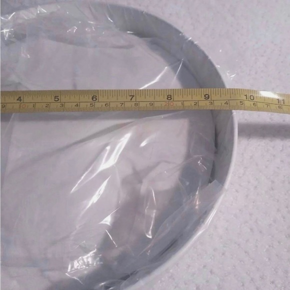 VS PINK METAL STORAGE BIN NIP - Picture 2 of 4